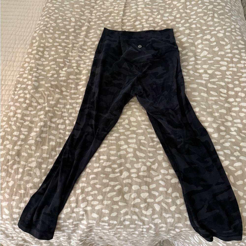 Camouflage print lulu leggings